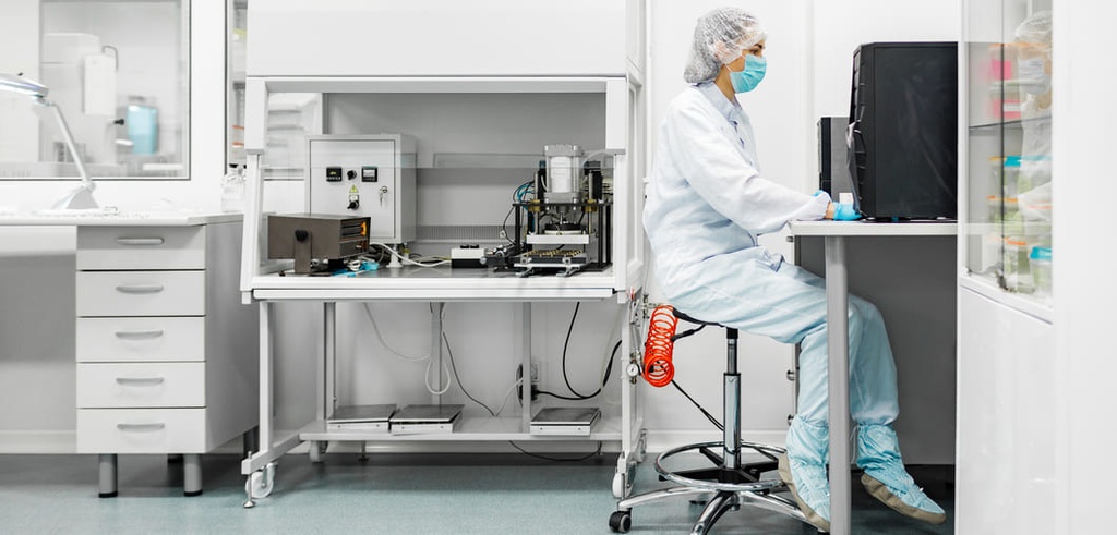 Img Equipos de laboratorio en búsqueda Activa