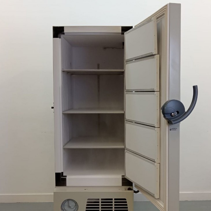 thermo-fisher-herafreeze-htu-400t.jpg