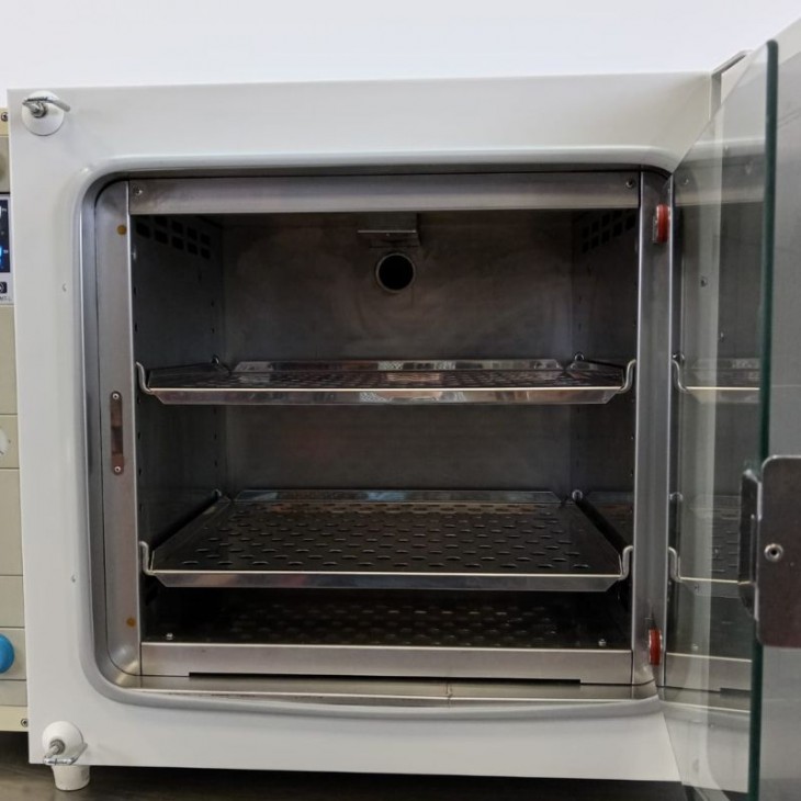 heraeus-b6060-.jpg