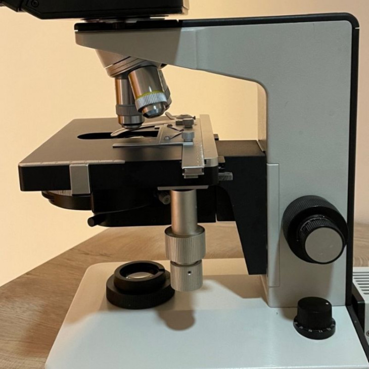leitz-laborlux12.jpg