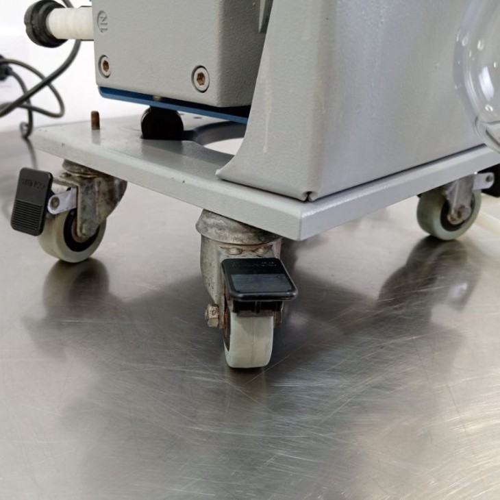 vacuubrand-pc-2400-vario.jpg