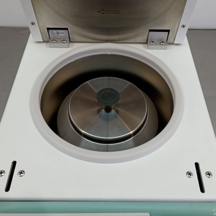 hettich-mikro-22-r.jpg